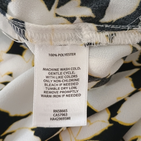 Halogen Floral Black and White Wide-Leg Pants - Picture 6 of 7